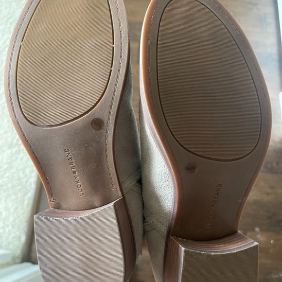 Lucky Brand Tan Ankle Boots - Picture 8 of 10